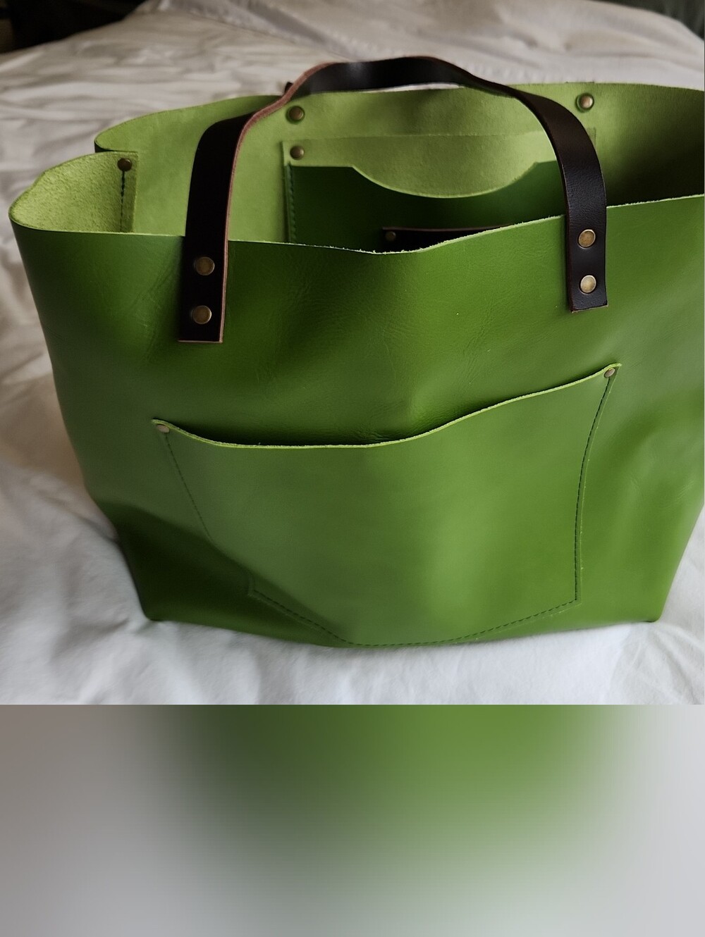 Portland Leather Goods Tote Oversize Apple Green Unicorn Color